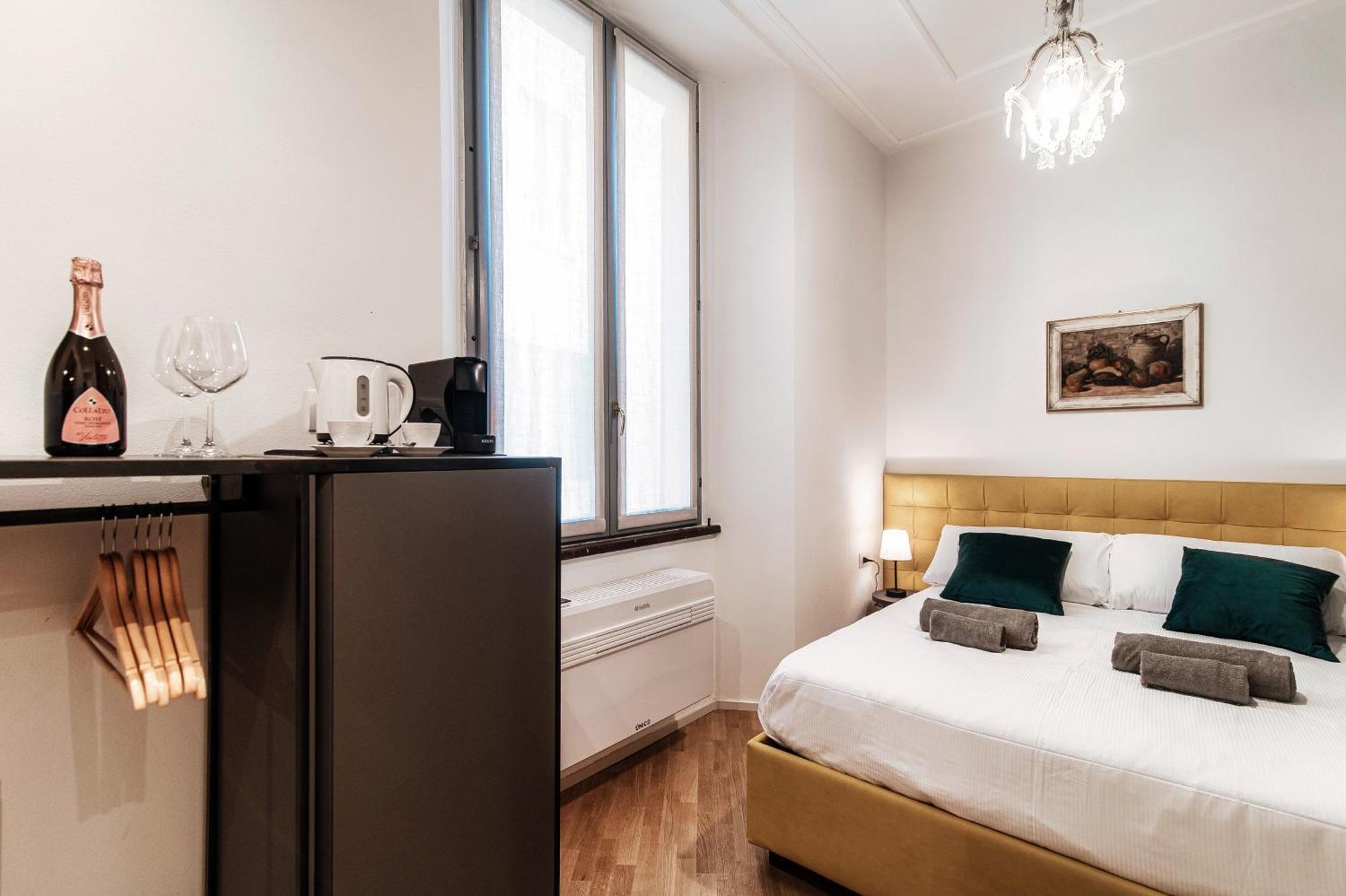 Guesthouse Lake'S Vibes - The House Of Travelers Como Eksteriør billede